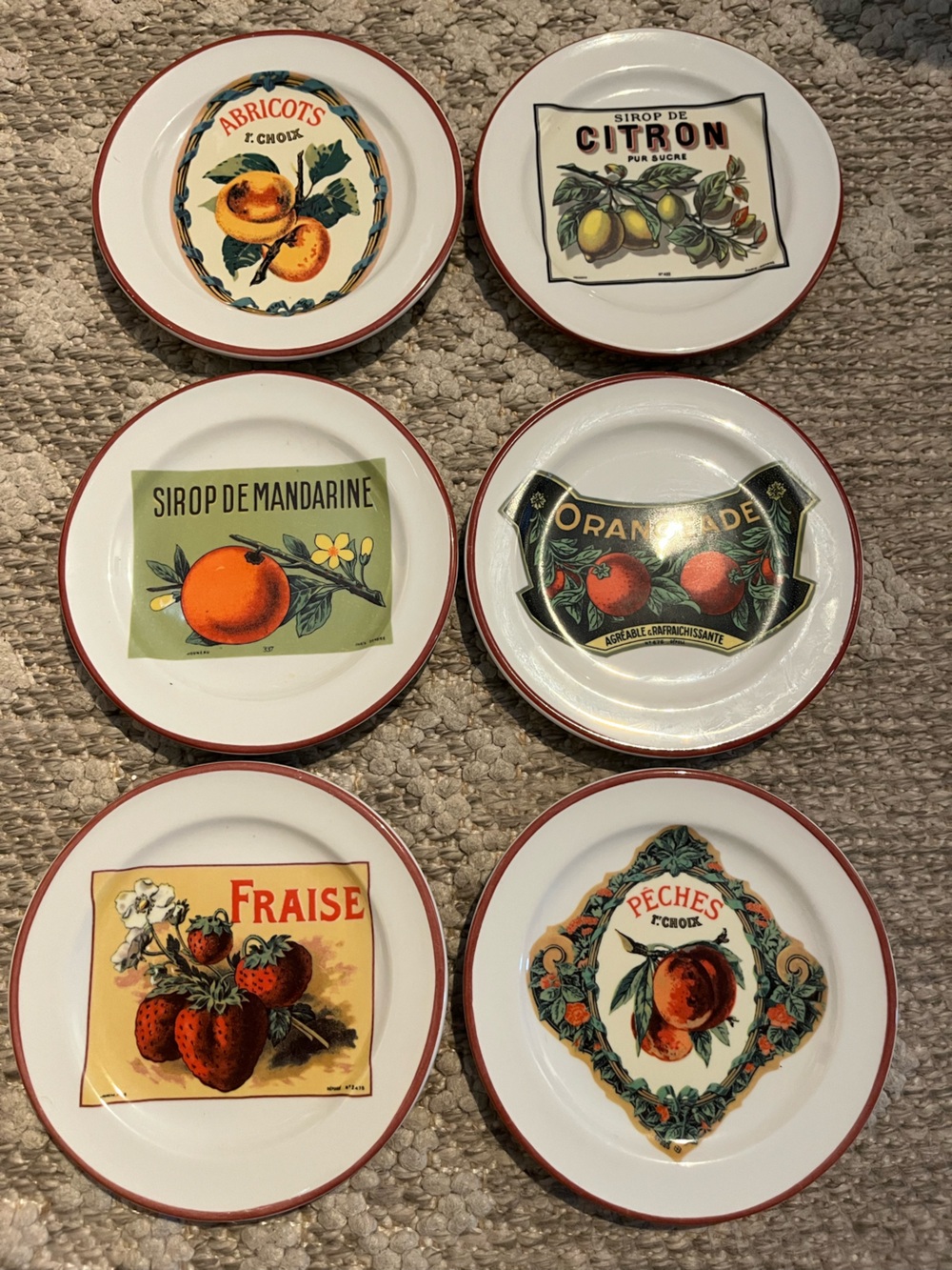Williams Sonoma Fruit Label Appetizer Plates Red Rim (Set of 6)